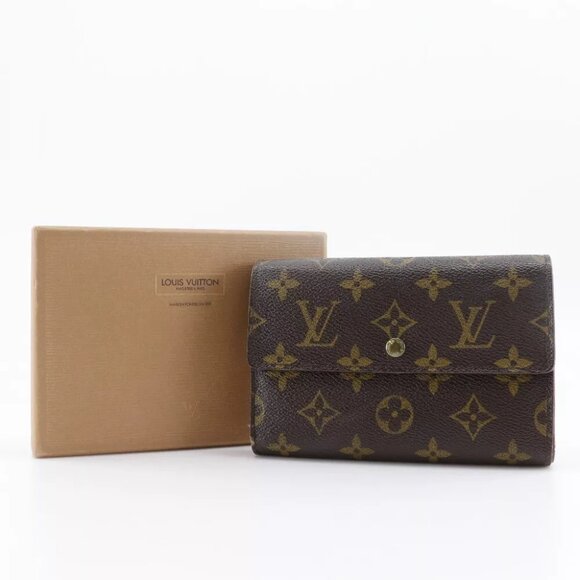 AUTHENTICITY GUARANTEED LOUIS VUITTON Porto Tresol Etui Papie Tri-fold wallet - Picture 1 of 10